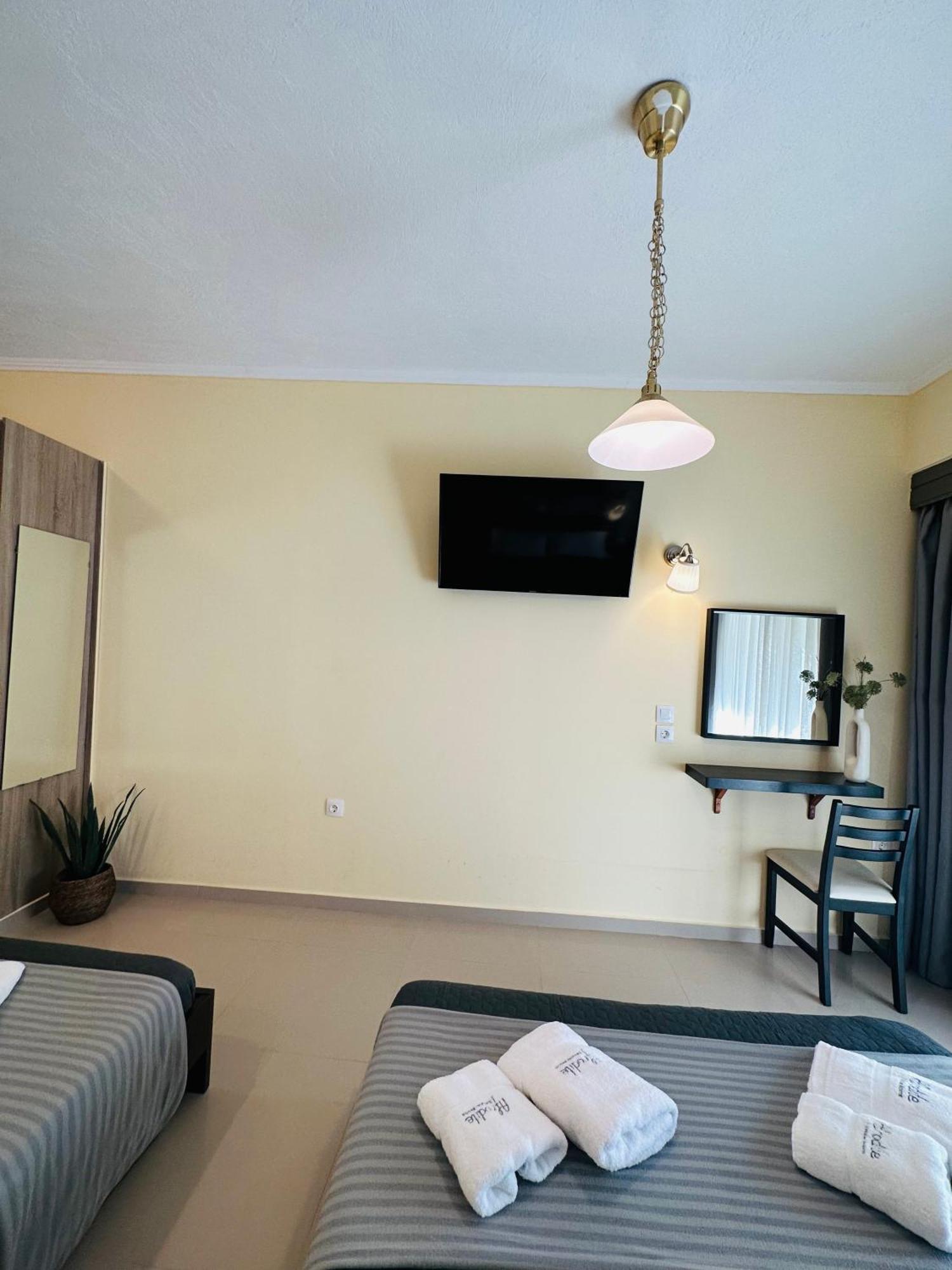 Afrodite Seaside Rooms Kallithea  Екстер'єр фото